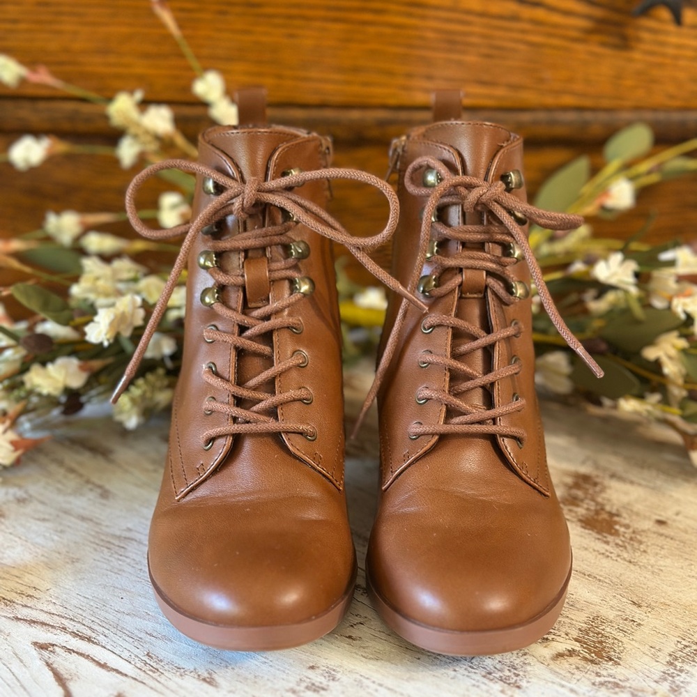 LOFT Boot - Picture 3 of 7